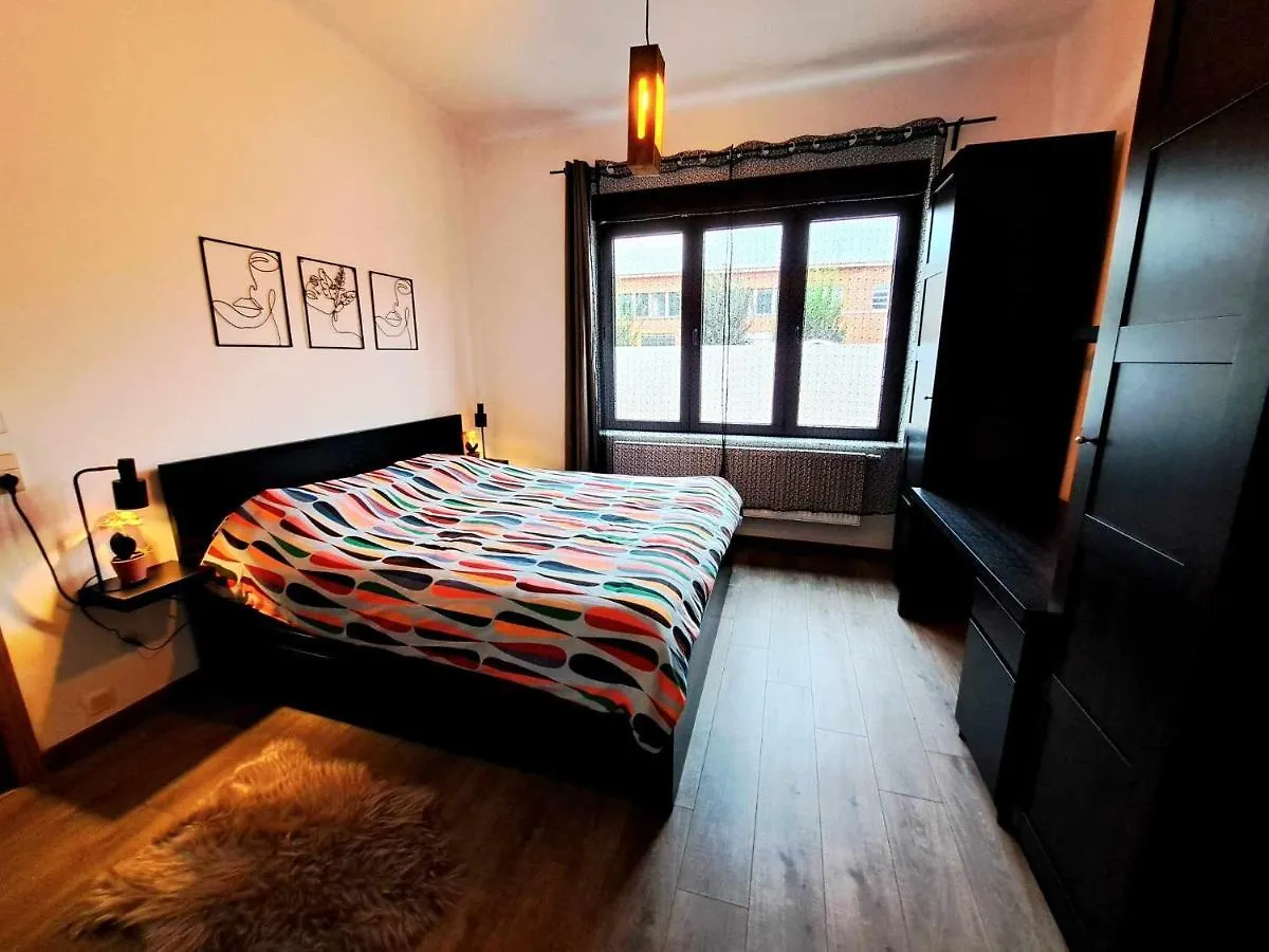 Chambre Dans Une Maison D'Hote Luik 0*,  België